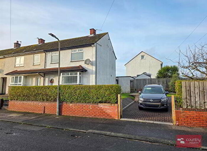 3 Bedroom End TownHouse For Sale In Avonlea Gardens, Newtownabbey, BT37