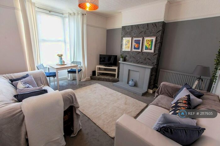 3 Bedroom Terraced House To Rent In Heath Street, Bristol, BS5