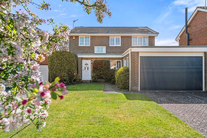 4 Bedroom Detached House For Sale In Priory Close, Mossley, Congleton, CW12