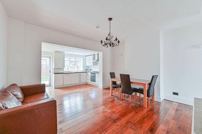 3 Bedroom Property To Rent In Rectory Lane, Furzedown, London, SW17