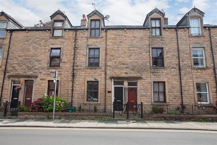 4 Bedroom Terraced House For Sale In Prospect Street, Lancaster, LA1