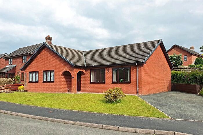3 Bedroom Bungalow For Sale In Meadow Rise, Crossgates, Llandrindod Wells, LD1