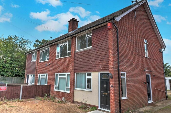 2 Bedroom Maisonette To Rent In Park Road, Chandler's Ford, Eastleigh, SO53