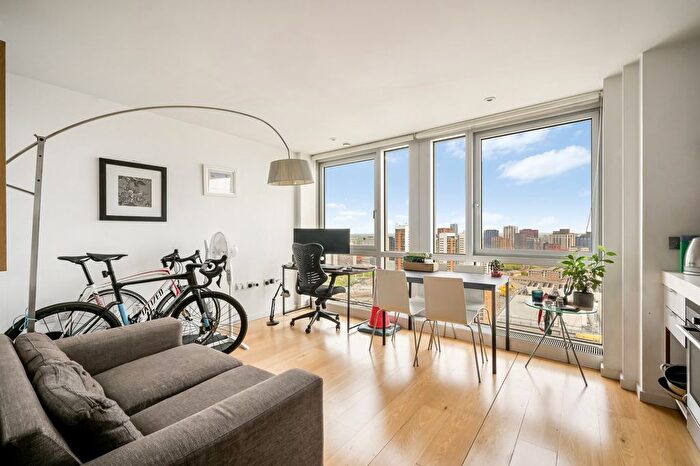 Studio To Rent In Ontario Tower, New Providance Wharf, E14