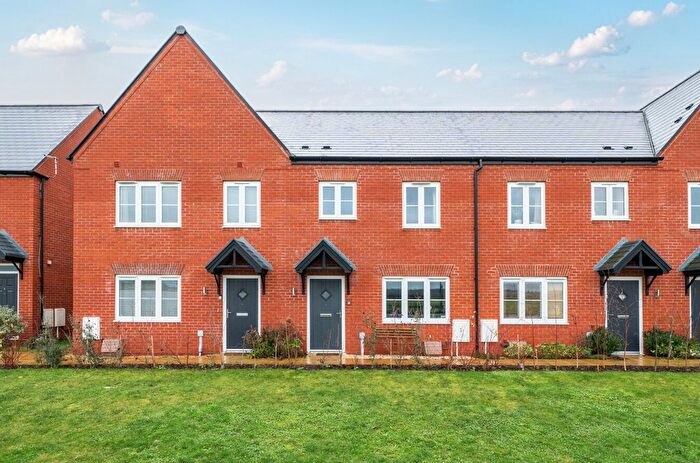 3 Bedroom Terraced House For Sale In Leighton Close, Twigworth, Gloucester, GL2