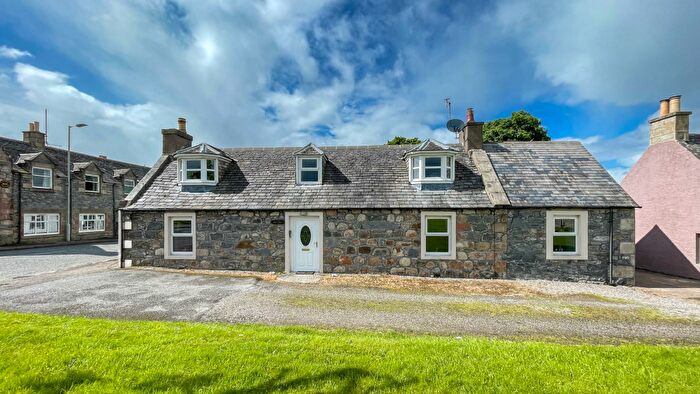 3 Bedroom Detached House For Sale In The Square, Tomintoul, AB37