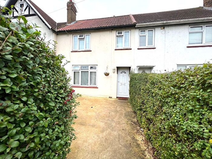3 Bedroom Terraced House To Rent In Uxbridge Road, Slough, SL2