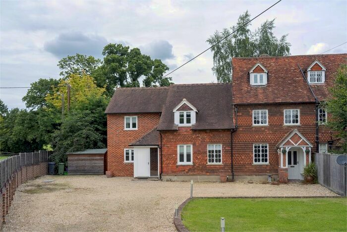5 Bedroom Semi-Detached House To Rent In Northbrook Estate, Farnham, Surrey GU10