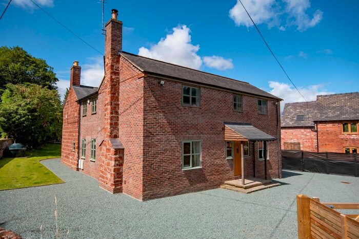 5 Bedroom Detached House For Sale In Hopton, Nesscliffe, Shrewsbury, SY4
