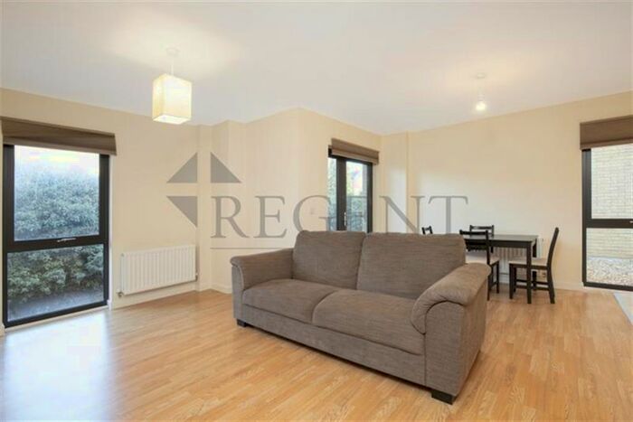 1 Bedroom Flat To Rent In Newman Close, Willesden Green, NW10