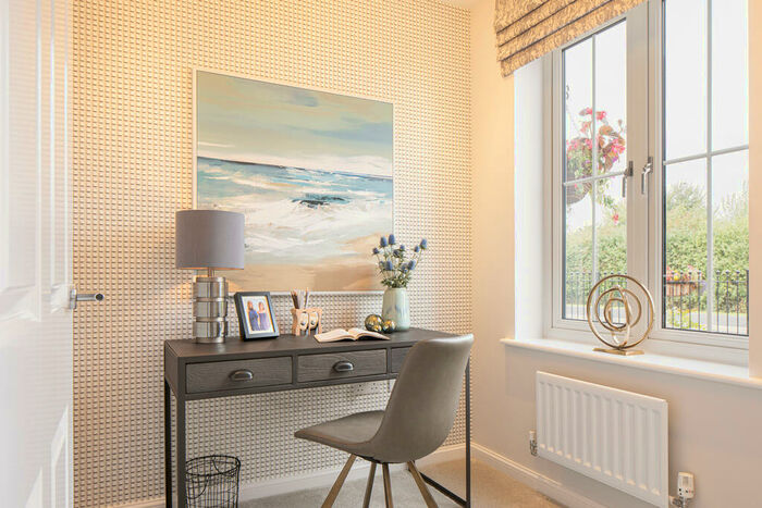 4 Bedroom Detached House For Sale In The Avenue, Overstone, Northampton, NN6