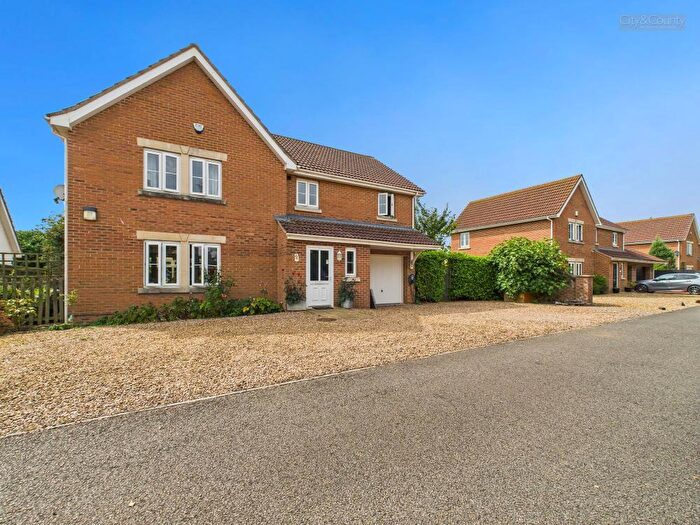 4 Bedroom Detached House For Sale In Chapel Street, Crowland, Peterborough, PE6