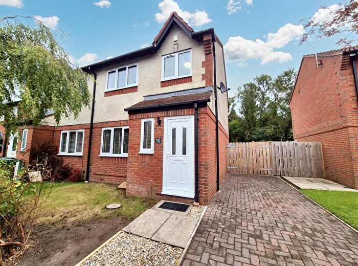 3 Bedroom Semi-Detached House For Sale In St. Pierre Avenue, Carlisle, CA3