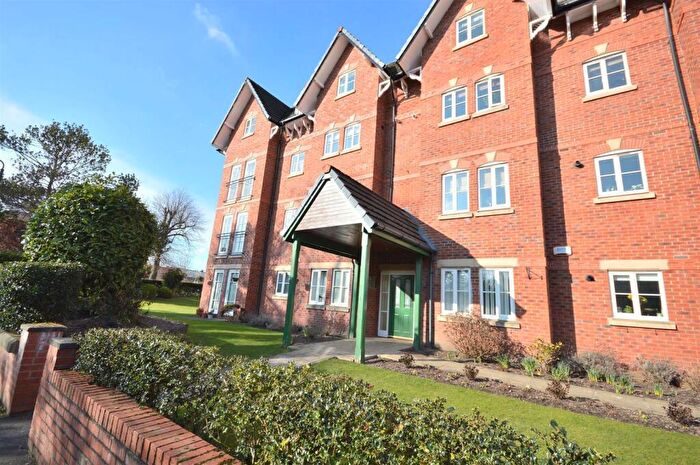 2 Bedroom Apartment To Rent In Gainsborough House, Raglan Road, Sale, M33