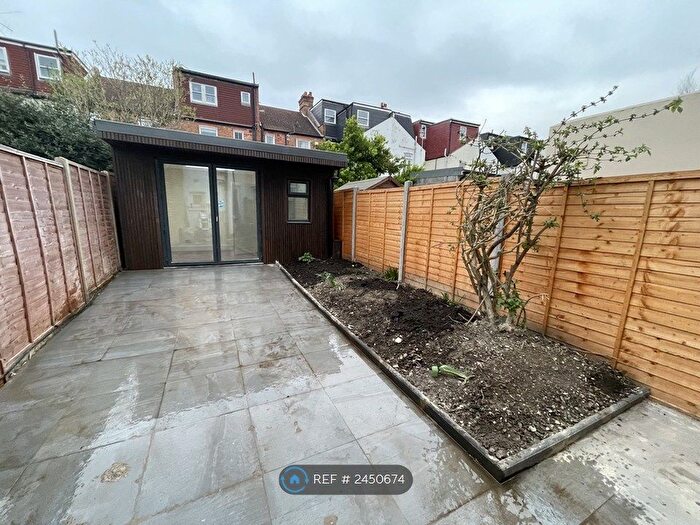 4 Bedroom Terraced House To Rent In Totterdown Street, London, SW17