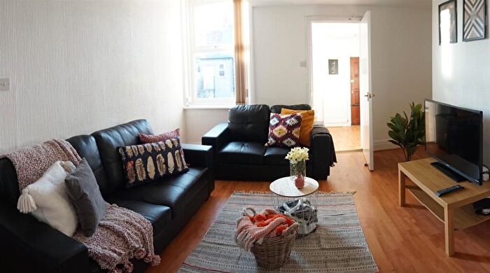 5 Bedroom Maisonette To Rent In King John Street, Heaton, NE6