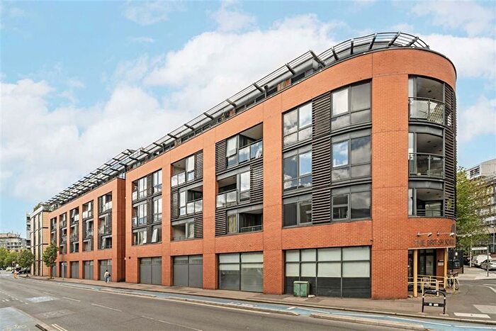 1 Bedroom Flat For Sale In Southwark Bridge Road, London Bridge, SE1