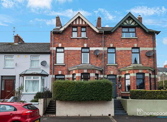 5 Bedroom TownHouse For Sale In Richmond Crescent, Derry / Londonderry, BT48
