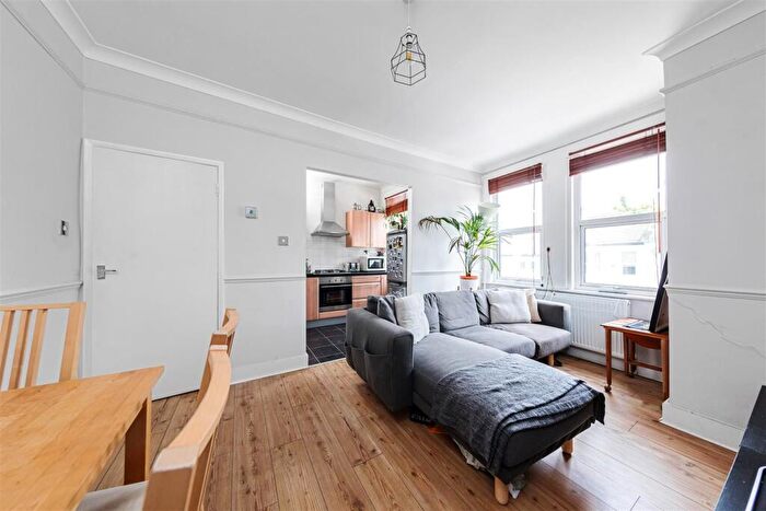 2 Bedroom Apartment To Rent In Falmer Road, Walthamstow, E17