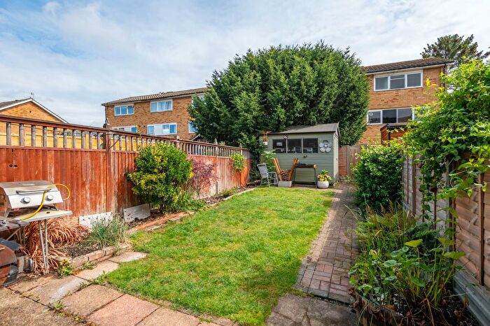 3 Bedroom Terraced House For Sale In Nutfield Road, Merstham, RH1
