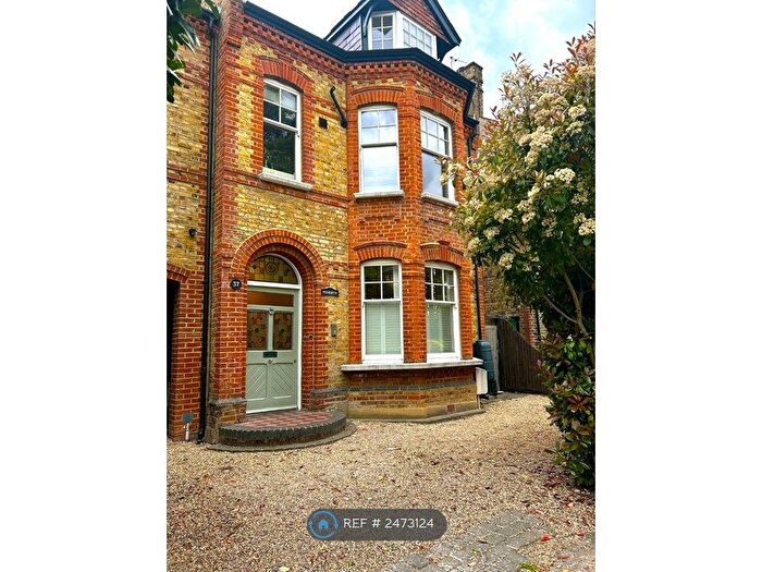 1 Bedroom Flat To Rent In Berrylands Road, Surbiton, KT5