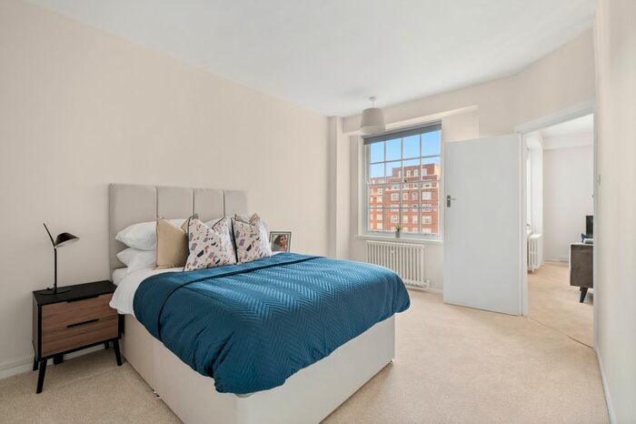 1 Bedroom Flat To Rent In Dolphin Square, London, SW1V