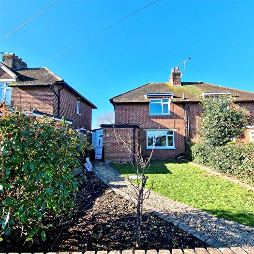 3 Bedroom Semi-Detached House To Rent In North End Road, Yapton, BN18