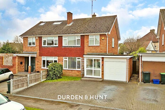 3 Bedroom Semi-Detached House For Sale In Longfields, Ongar, CM5