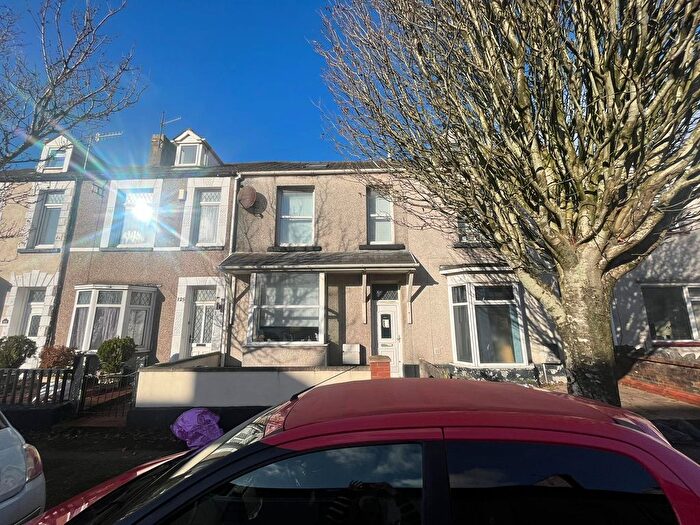 4 Bedroom Terraced House To Rent In St Helens Avenue, Swansea, SA1