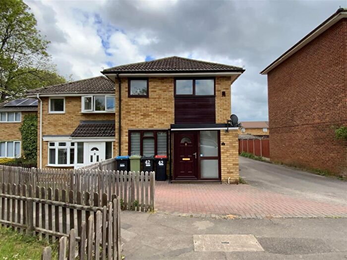 3 Bedroom End Terrace House For Sale In Hornbeam, Newport Pagnell, MK16