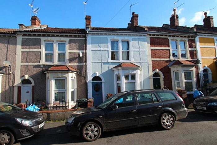 2 Bedroom Terraced House To Rent In Belton Road - Easton, BS5