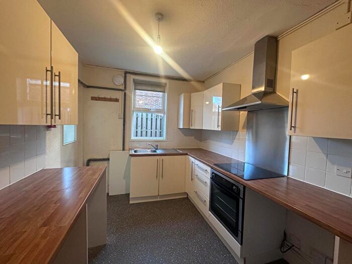 1 Bedroom Flat To Rent In Flat, St Andrews Road, MK40