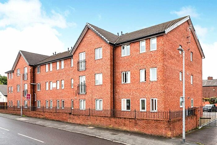 2 Bedroom Flat To Rent In Swinton Hall Road, Swinton, Manchester, Greater Manchester, M27