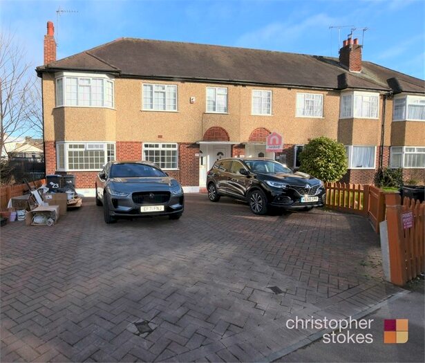 2 Bedroom Maisonette To Rent In Beresford Gardens, Enfield, Greater London EN1