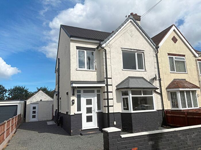 3 Bedroom Semi-detached House For Sale In Winthorpe Avenue, Skegness, Lincolnshire, PE25