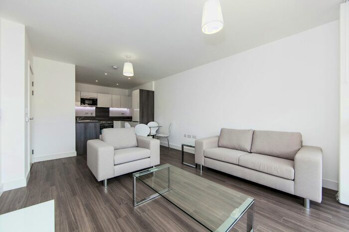 1 Bedroom Flat To Rent In Copenhagen Court, Yeoman Street, Greenland Place, Surrey Quay, SE8