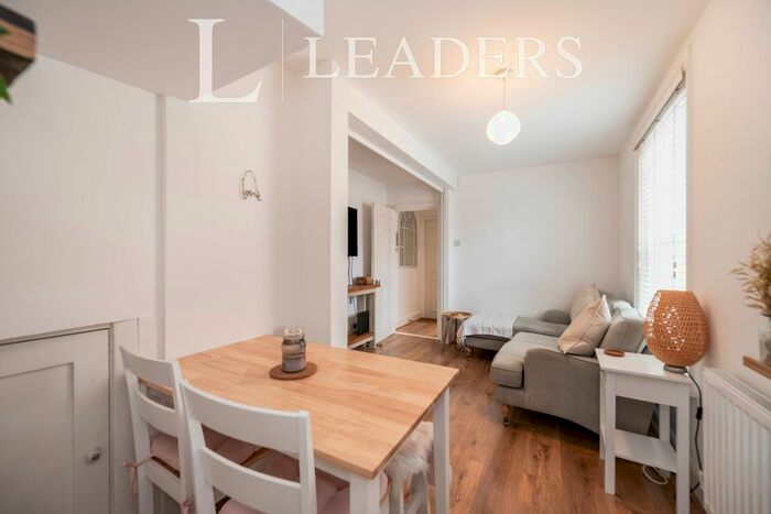 2 Bedroom Flat To Rent In Taswell Road, Southsea, PO5