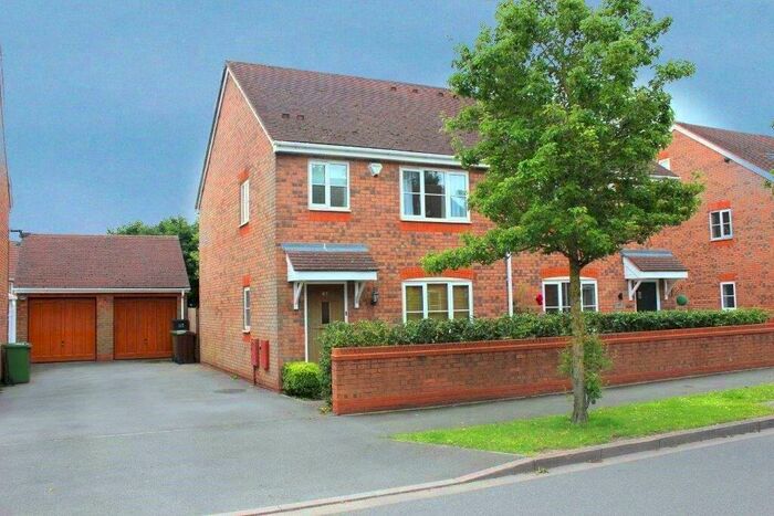 3 Bedroom Semi-Detached House To Rent In Rumbush Lane, Shirley, Solihull, B90