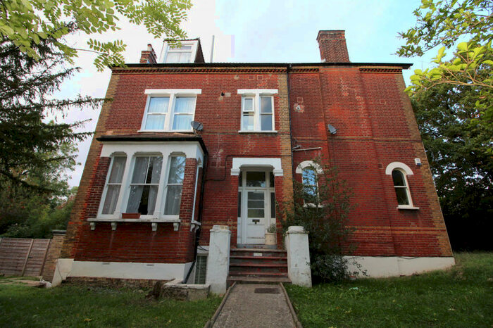 1 Bedroom Flat To Rent In Wood Vale, Forest Hill, SE23