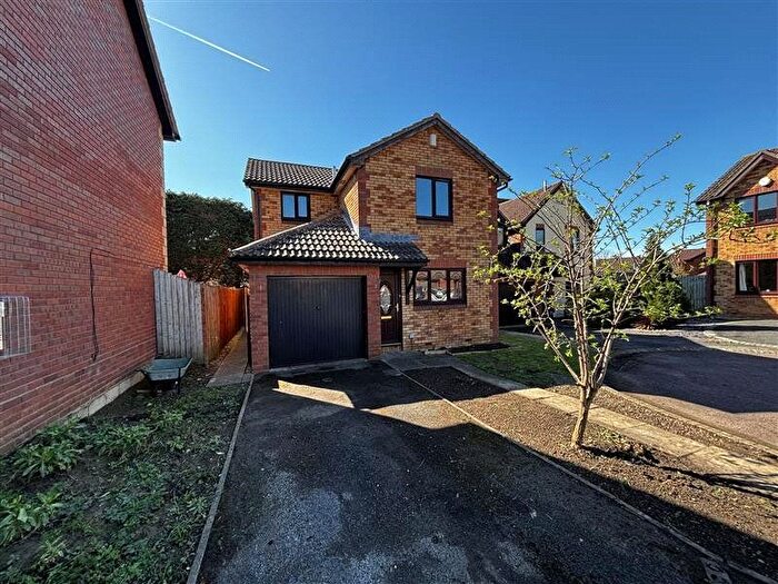 3 Bedroom Detached House For Sale In The Nurseries, Bishops Cleeve, Cheltenham, Gloucestershire, GL52