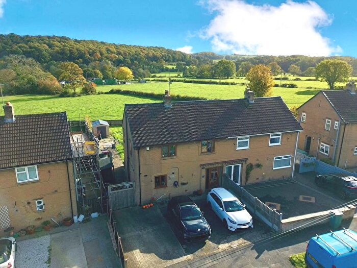 3 Bedroom Semi-Detached House For Sale In Parks Avenue, South Wingfield, Alfreton, DE55