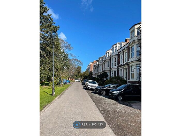 3 Bedroom Flat To Rent In Woodside, Sunderland, SR2