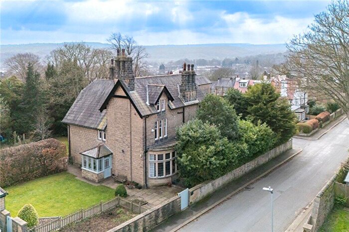 5 Bedroom Detached House For Sale In Bramham Road, Bingley, West Yorkshire, BD16