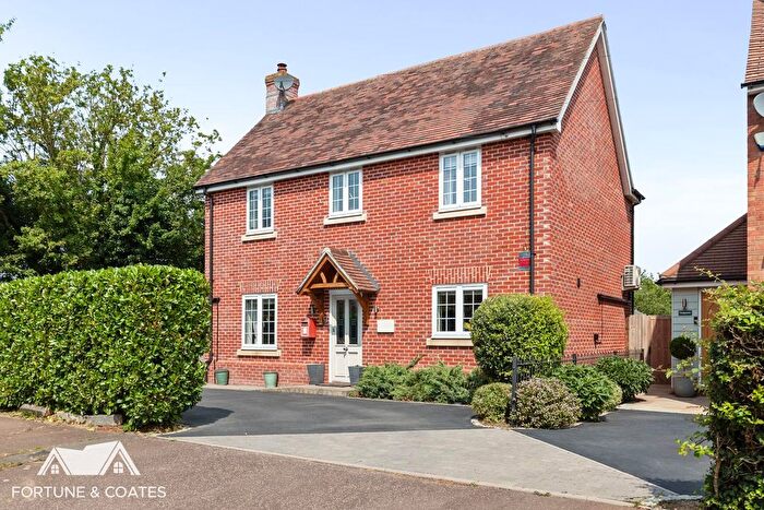 3 Bedroom Detached House For Sale In Rainbow Road, Matching Tye, Harlow, CM17