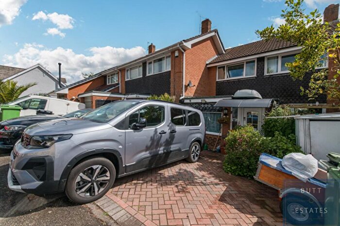 3 Bedroom Terraced House For Sale In Wellswood Gardens, Exeter, EX4