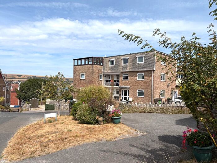 1 Bedroom Flat For Sale In Alexander Court, Grosvenor Road, Swanage, Dorset, BH19