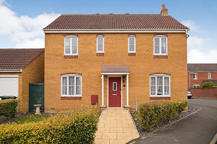 4 Bedroom Detached House For Sale In Avill Crescent, Taunton, TA1