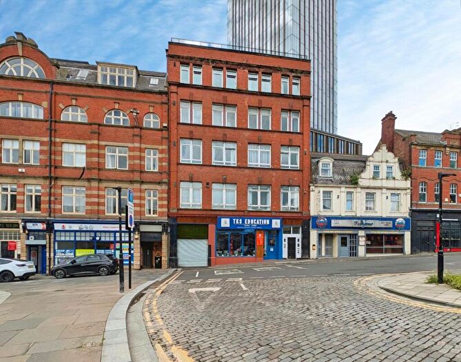 2 Bedroom Flat For Sale In Bath Lane, Newcastle Upon Tyne, Tyne And Wear, NE4