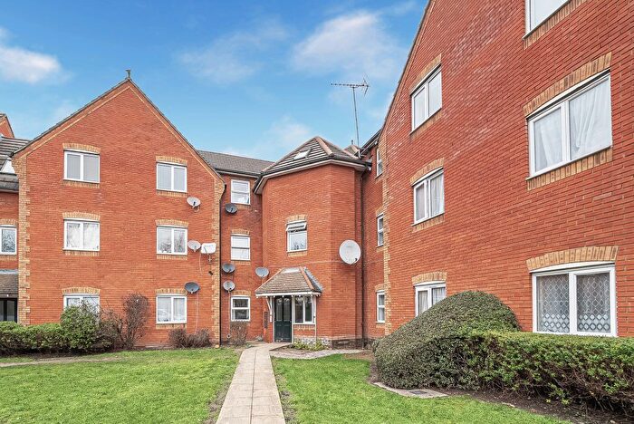 2 Bedroom Flat For Sale In Foxglove Road, Rush Green, Dagenham, Essex, RM7