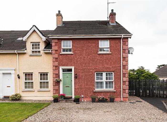 3 Bedroom Semi-Detached House For Sale In Summerhill, Banbridge, BT32